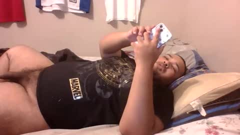 Snapshot of bronxforlife chatting on 11.26.25 bronxforlife online show from 11.26.25