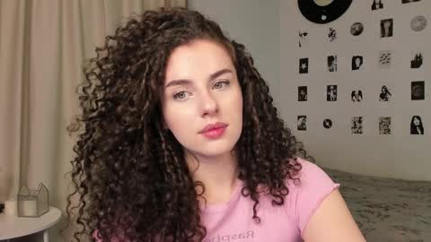 Snapshot of brookchills chatting on 10.04.25 Brook Help me collect 100 reactions online show from 10.04.25