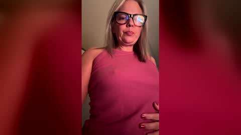 brookespencer12081 online show from 12.17.25