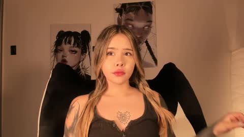 Snapshot of brooklyn_baby_ chatting on 03.11.26 Nat Independent model Please help me to reach 200 thumbs up online show from 03.11.26