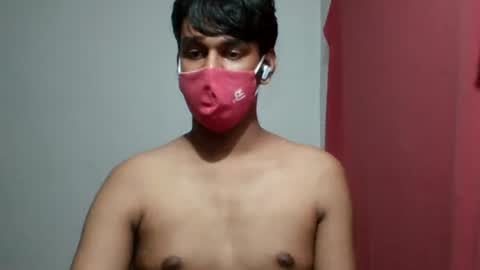 Snapshot of brownguy2505 chatting on 01.20.25 brownguy2505 online show from 01.20.25