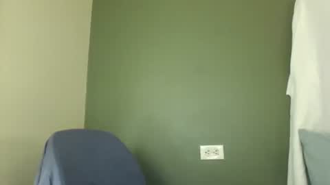 Snapshot of brownsugar0910 chatting on 02.06.26 EtherealLilac online show from 02.06.26