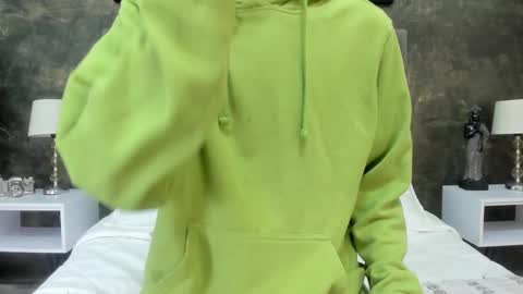 Bruce Hans online show from 11.04.25