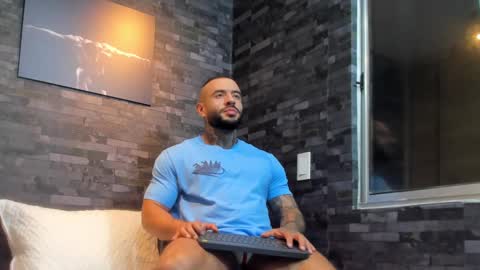 brucedallas online show from 10.16.25