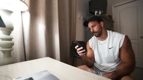 Snapshot of brucestryker chatting on 10.03.25 onlyfans BRUCESTRYKER online show from 10.03.25