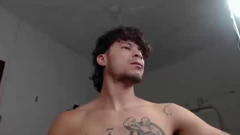 brucewayne1_ online show from 09.11.25