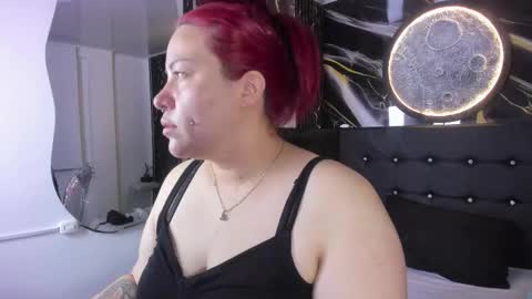 Bruja SCarlata online show from 10.10.25