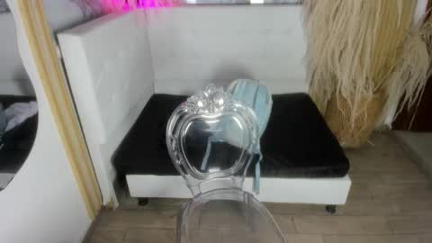 Bruja SCarlata online show from 10.28.25