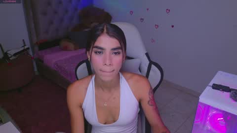 SARAH  online show from 04.12.26