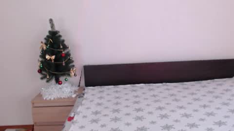 Ellis online show from 12.23.25