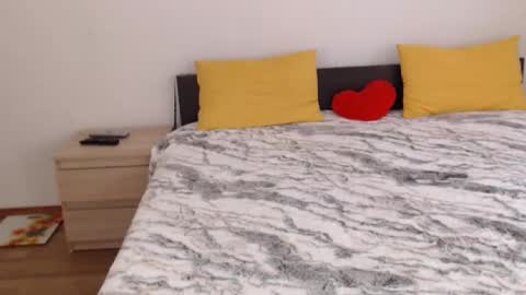 Ellis online show from 02.06.26