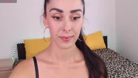 Snapshot of brunettgirl_ chatting on 07.14.26 Ellis online show from 07.14.26