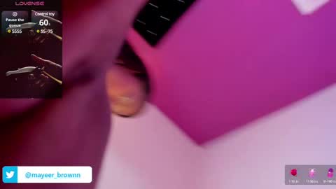 Snapshot of brunna_brownn chatting on 03.10.25 Brunna online show from 03.10.25