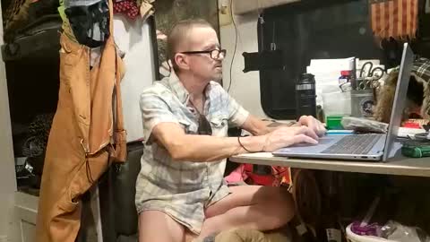 Steve... aka SkinnieDippin aka TimberTramp online show from 03.24.26