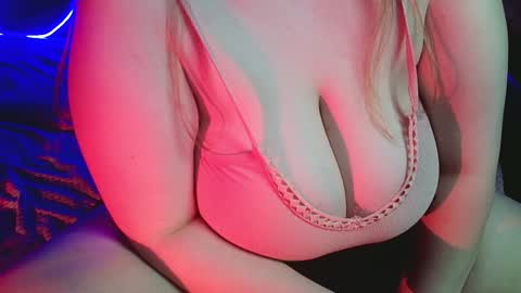 Nancy 3 online show from 01.11.25