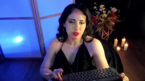 Snapshot of bubblewhite_ chatting on 12.30.24 BubbleJereth online show from 12.30.24