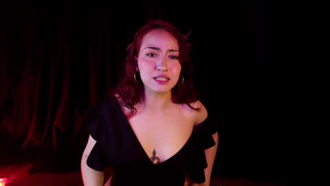 Snapshot of bubblewhite_ chatting on 03.05.25 BubbleJereth online show from 03.05.25