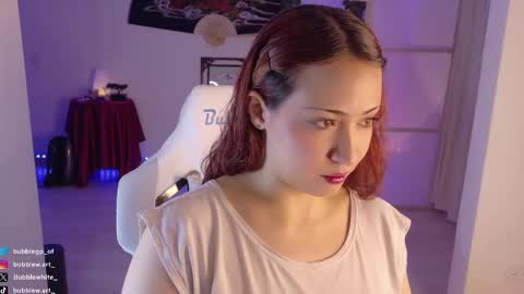 Snapshot of bubblewhite_ chatting on 09.10.25 BubbleJereth online show from 09.10.25