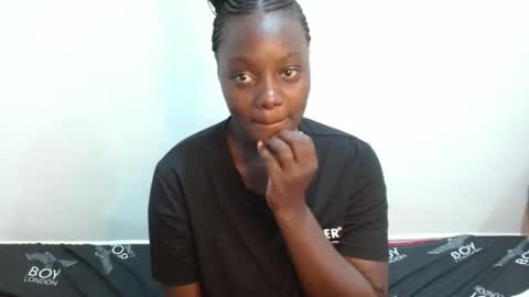 bubbly_ass30 online show from 11.14.25