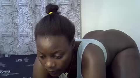 bubbly_ass30 online show from 12.21.25