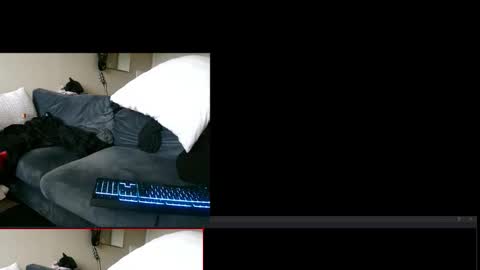 Snapshot of buckaruu chatting on 11.30.25 Buckaroo online show from 11.30.25