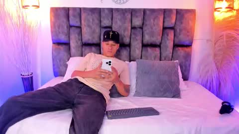 buda cataleya online show from 03.26.26