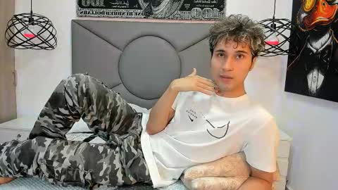 Buddy Whitte online show from 10.28.25