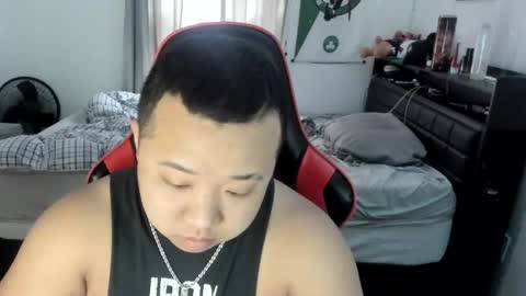 buffsexyman24 online show from 02.23.25