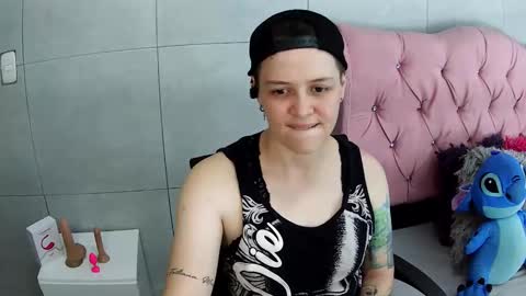 Snapshot of bug2025 chatting on 11.27.25 bug2025 online show from 11.27.25