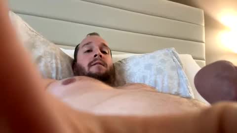 Snapshot of bunkdidlun chatting on 12.10.24 bunkdidlun online show from 12.10.24