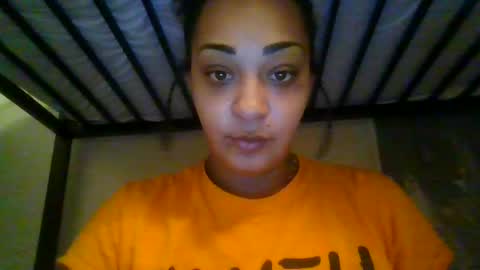Snapshot of bunniebai chatting on 02.24.25 bunniebai online show from 02.24.25