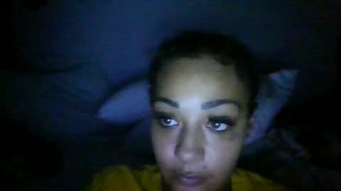 Snapshot of bunniebai chatting on 10.19.25 bunniebai online show from 10.19.25