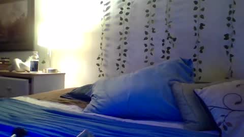 Snapshot of bunny8354367 chatting on 09.12.25 Bunny online show from 09.12.25