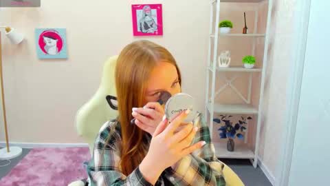 Snapshot of bunny_luvv chatting on 09.12.25 Bunny online show from 09.12.25