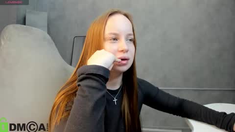 Snapshot of bunny_luvv chatting on 10.03.25 Bunny online show from 10.03.25