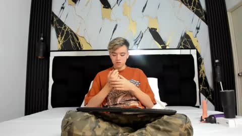 bunny online show from 12.12.24