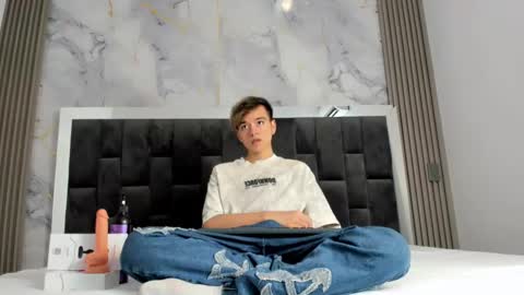 bunny online show from 03.01.25