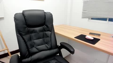 bunny online show from 11.20.25