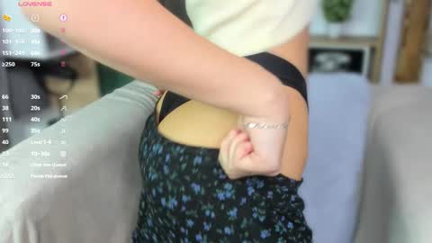 Snapshot of bunny_nova chatting on 02.25.26 Aria online show from 02.25.26