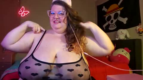 bunnyarcana420 online show from 11.23.25