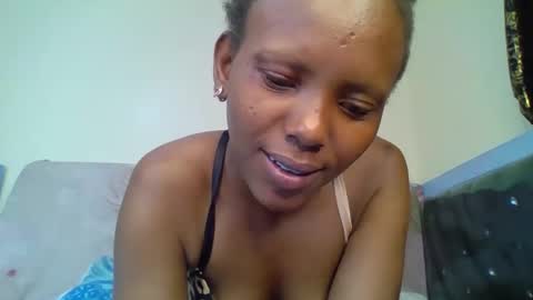 bunnydiva_ online show from 11.07.25