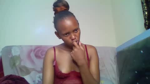 bunnydiva_ online show from 12.17.25