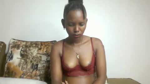 bunnydiva_ online show from 03.12.26