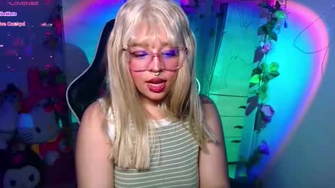 Snapshot of bunnylilith_ chatting on 09.13.25 bunnylilith_ online show from 09.13.25