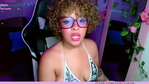 Snapshot of bunnylilith_ chatting on 06.14.26 bunnylilith_ online show from 06.14.26