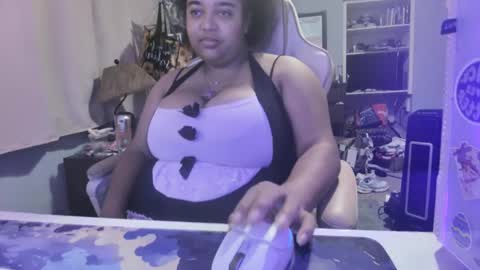 Snapshot of bunnyslittlecum chatting on 09.26.25 Bunnygirl Onyx online show from 09.26.25