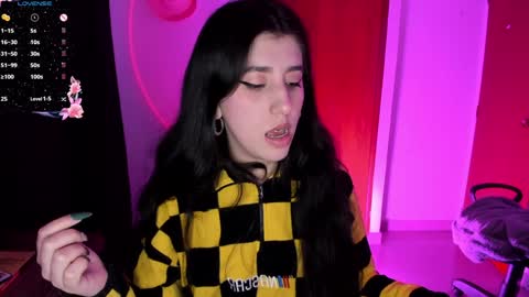 Snapshot of bunnyy09 chatting on 12.28.24 Jess online show from 12.28.24