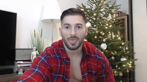 Snapshot of bunzdanny chatting on 12.25.24 BunzDanny online show from 12.25.24
