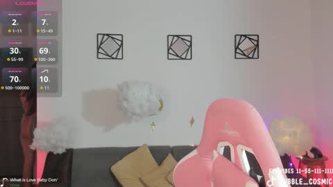 Snapshot of burbuja_cosmic chatting on 12.05.25 Im Val Welcome to my room My instagram Bubble cosmic online show from 12.05.25