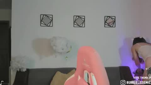 Snapshot of burbuja_cosmic chatting on 03.04.26 Im Val Welcome to my room My instagram Bubble cosmic online show from 03.04.26